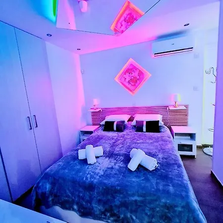 Hidden Lights Deluxe *