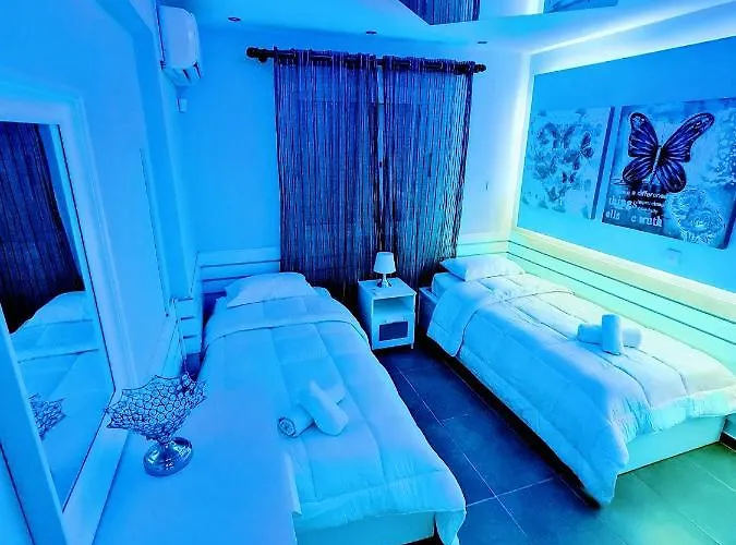 Hidden Lights Deluxe * Ayia Napa