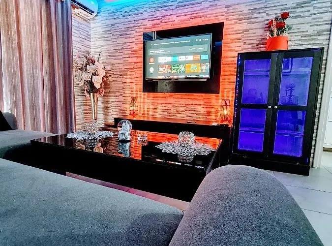 Hidden Lights Deluxe Lejlighed