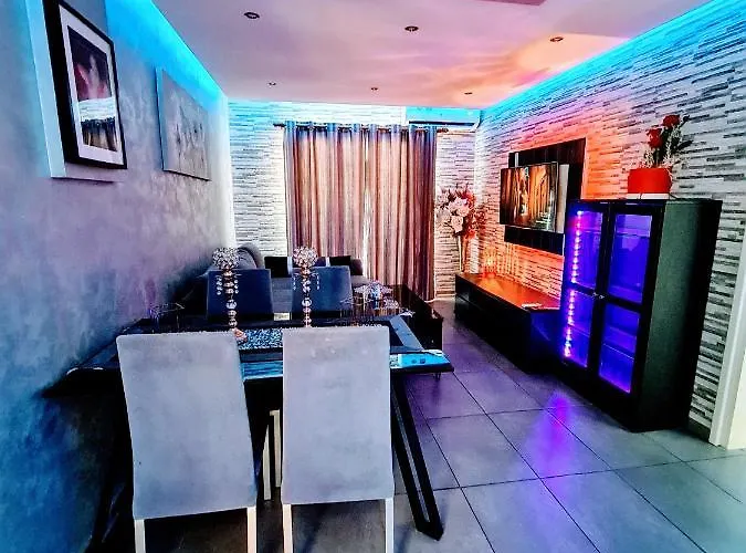 Hidden Lights Deluxe * Ayia Napa