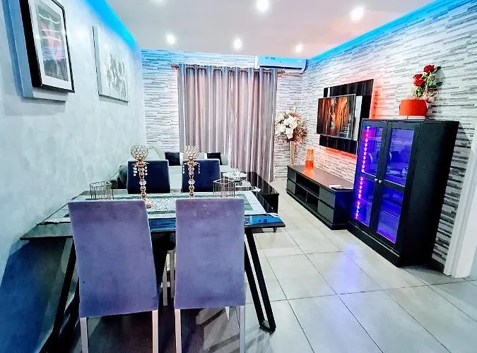 Hidden Lights Deluxe * Ayia Napa