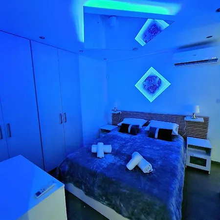 Hidden Lights Deluxe *