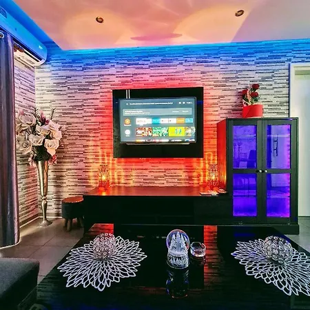 Hidden Lights Deluxe Apartment Ayia Napa